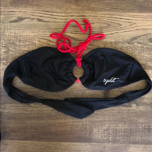 Split black and red two piece bikini - Picture 2 of 6